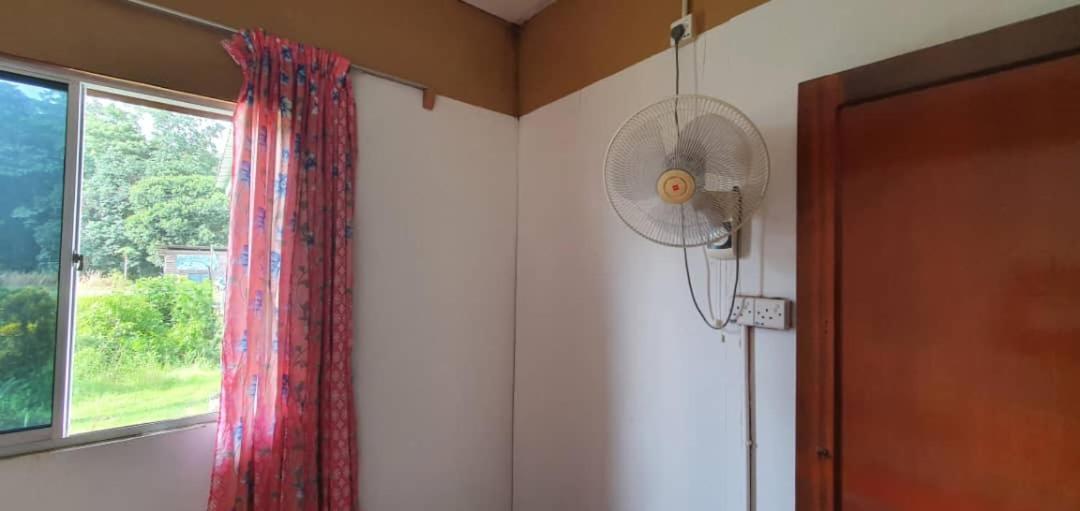 Mulu Homestay Zewnętrze zdjęcie